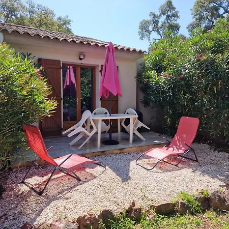 Pour 2 Personnes A 700m De La De Palombaggia Casa vacanze *